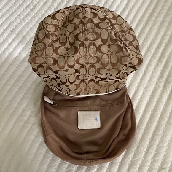 Coach Kristin Signature khaki fabric/white leather/nickel hobo shoulder bag. - Picture 10 of 16